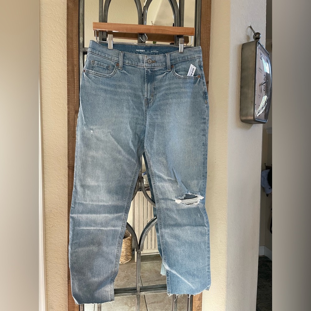 NWT Old Navy Mid Rise Boyfriend S8